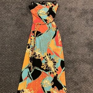 Beautiful dress by Cache.  Size small, worn once for a wedding.